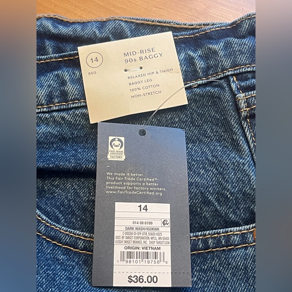 Universal Thread Mid Rise 90s Baggy Jeans Size 14 Cuffed Hem Dark Wash NWT - Picture 8 of 11